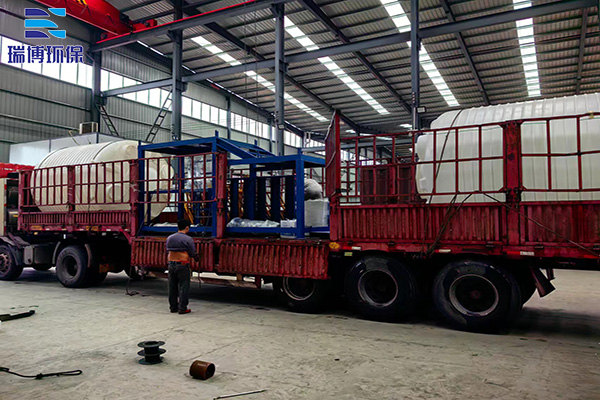 ѭ�h(hu��n)ˮ�ԄӼ�ˎ�b�ã����I(y��)��ˮ������蹸������APH�����B͸��ˮ̎����ˎ�O(sh��)��S�ң��ӹ��D